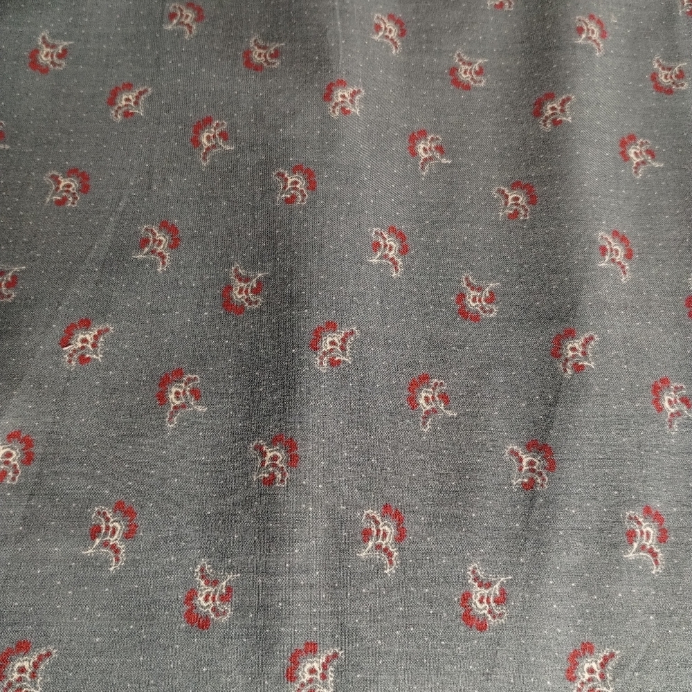 New 4 Continuous Yards Of 100% Cotton Fabric 1994 Mark Fabrics Inc